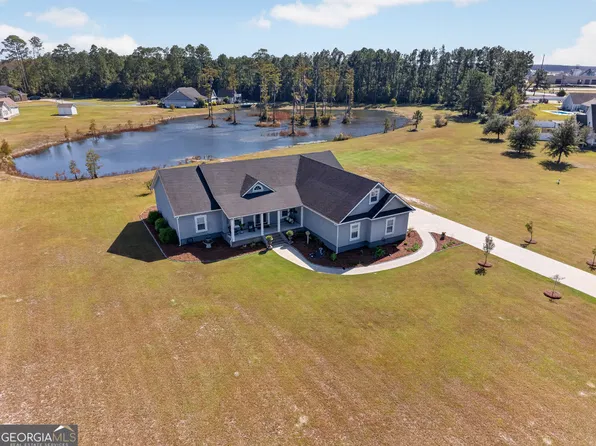 6103 Stoney Brook Dr, Blackshear, GA 31516