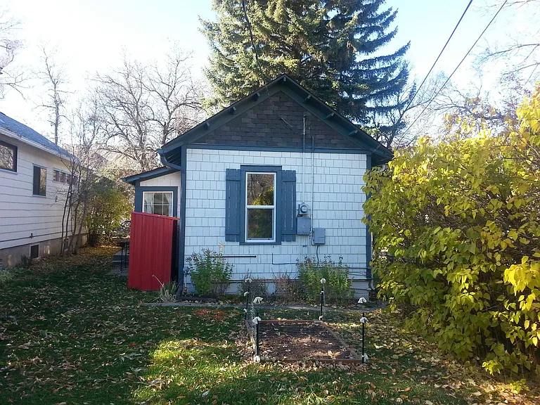902 S 6th Ave — Photo 9
