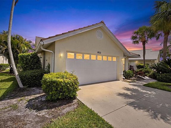 5th image of 1803 Ashley Dr