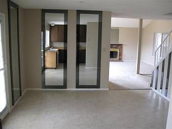 4th image of 1482 Dawley St