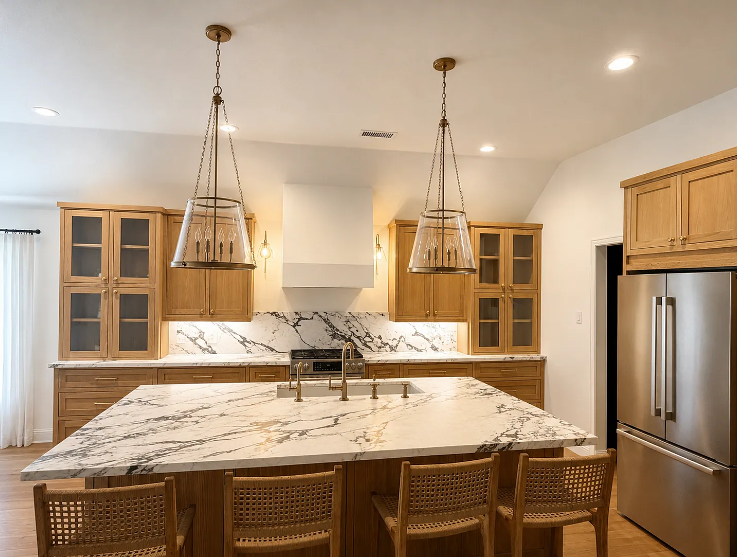 5 bed, 2549 sqft, $5,000 — Photo 3