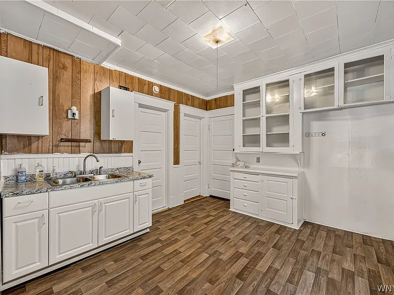 563 Humboldt Pkwy #UPPER — Photo 13