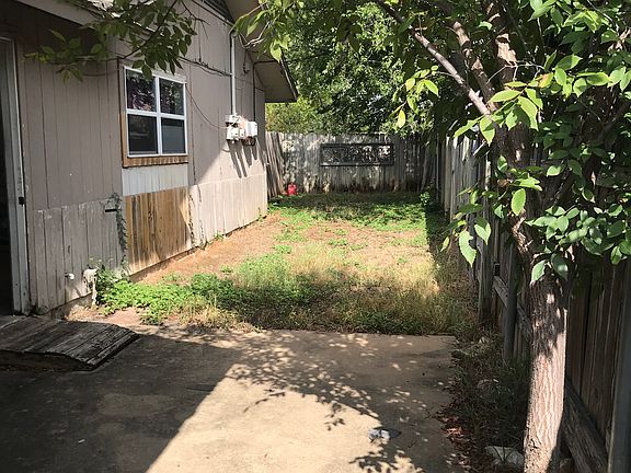 4th image of 428 Chisholm Valley Dr #428