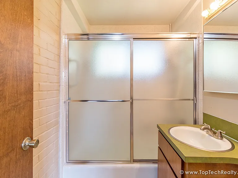 675 NW 123rd Ave — Photo 17