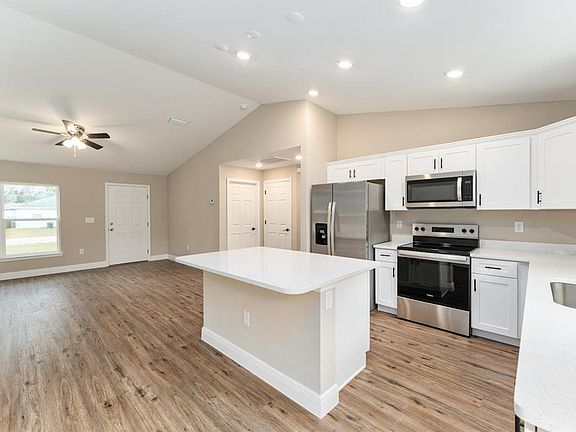 3rd image of 6042 NW 65th St