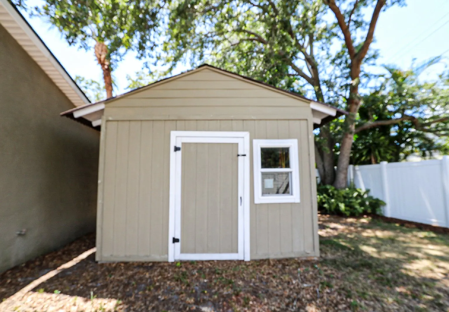 3 bed, 2.5 bath, 1602 sqft, $3,500 — Photo 4