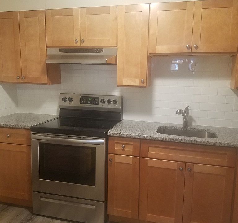 1st image of 55 Elmwood Park APT 1
