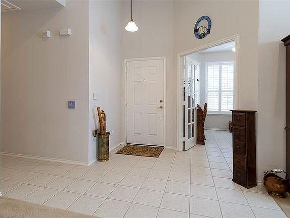 3rd image of 9813 Clocktower Ct