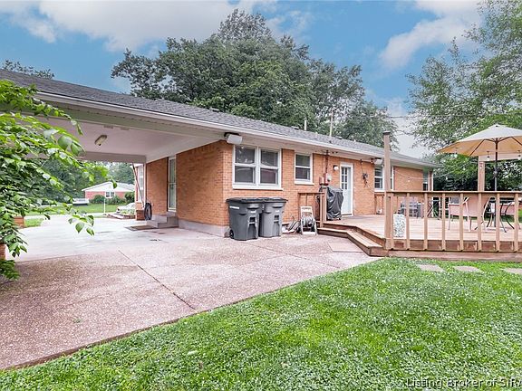 5th image of 303 Lancassange Drive