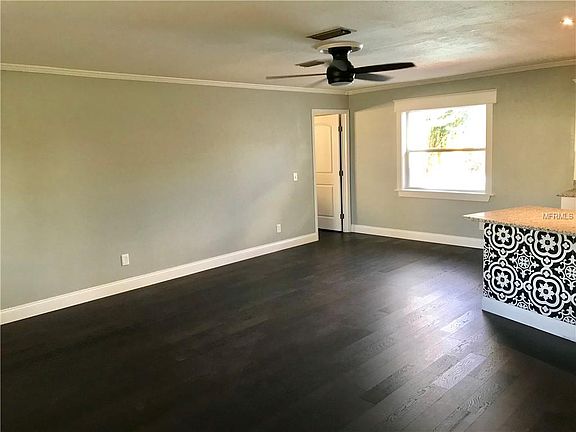 3rd image of 803 Somerset S