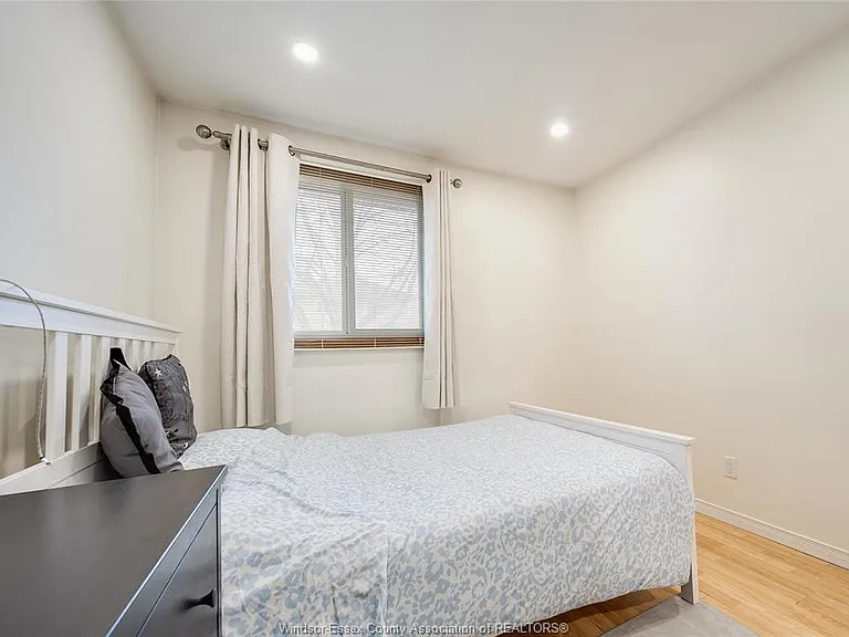 1229 Arncliffe Pl — Photo 19