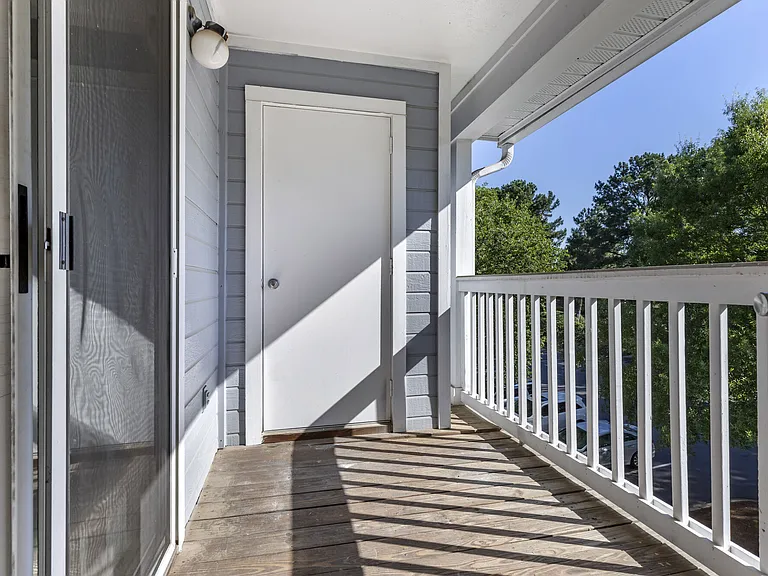 Avenue at Harbison — Photo 10