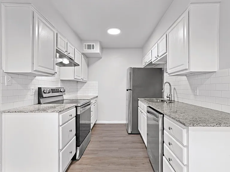 The Mirabel Apartments — Photo 1