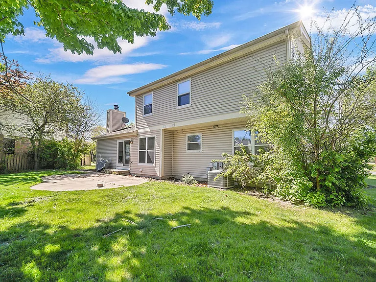 1100 Lockwood Dr — Photo 33