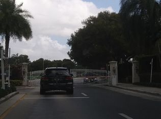 10789 NW 73rd Ter, Doral, FL 33178