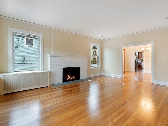 102 Chatsworth Avenue
