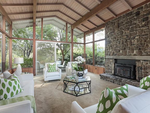 4th image of 27680 Vogue Ct