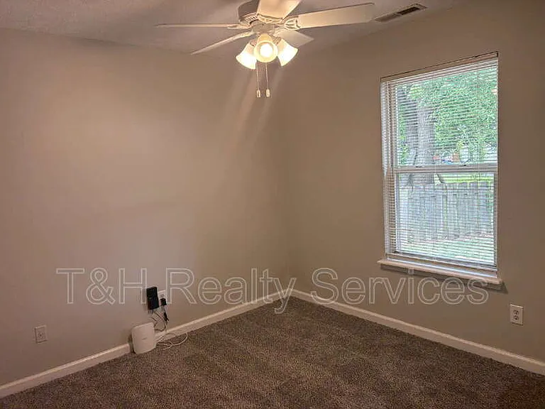 1335 Millridge Dr — Photo 17