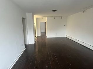 333 Pine St #3F, Philadelphia, PA 19106