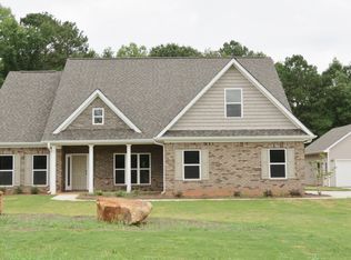 812 Smallwood Trce, Hampton, GA 30228