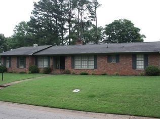 17 Meadow Ln, Searcy, AR 72143