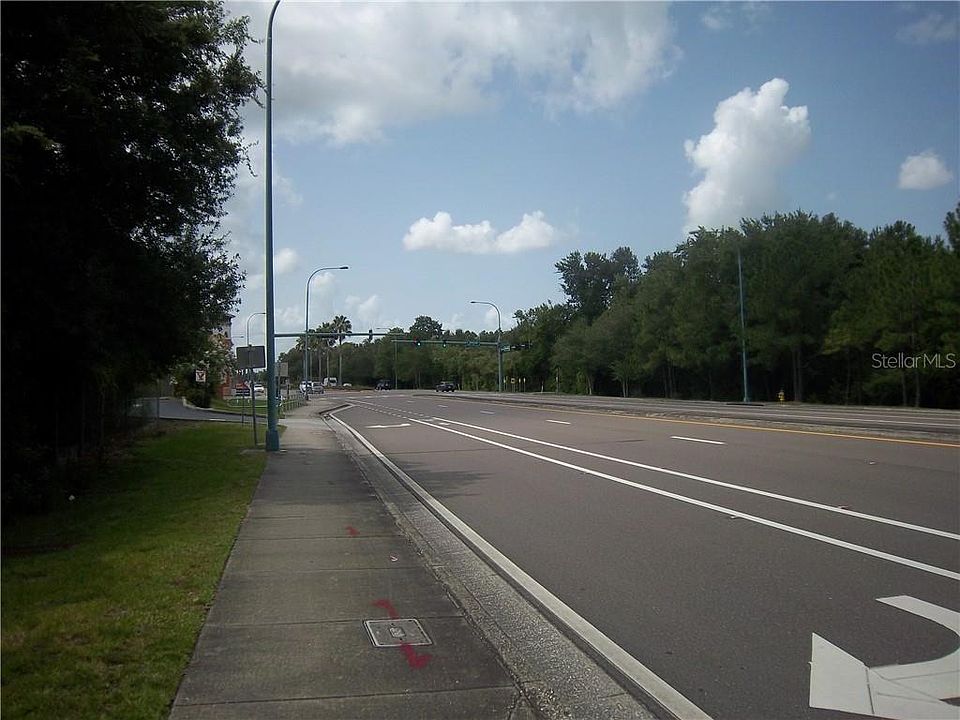 2nd image of 201 S Lakewood Dr