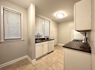 3154 W Diversey Ave #2, Chicago, IL 60647