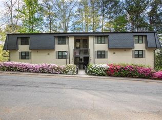 182 Triumph Dr NW, Atlanta, GA 30327