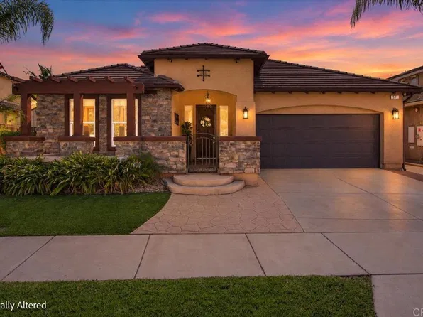 571 Chandler Ct, Escondido, CA 92027