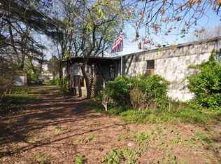 3201 Bullard St, Paducah, KY 42003