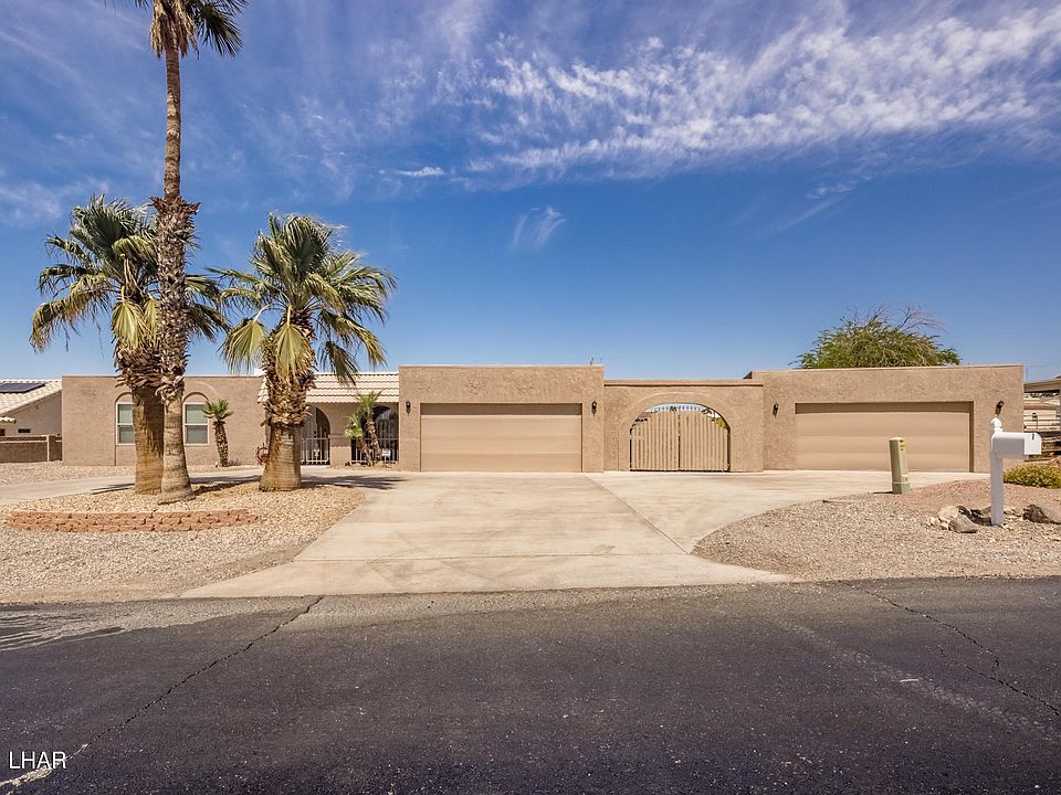 1st image of 3887 Bluegrass Dr
