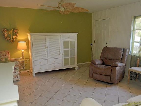 4th image of 2305 Amanda Dr