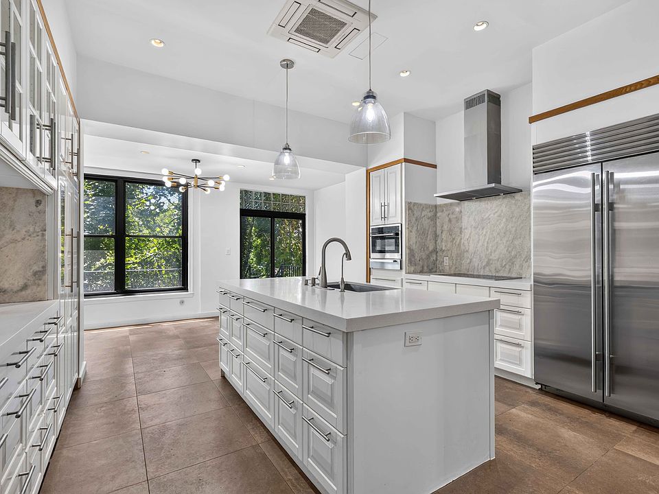 1st image of 458 W 153rd St #2