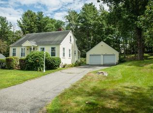 5 Folcutt Rd, Kittery Point, ME 03905