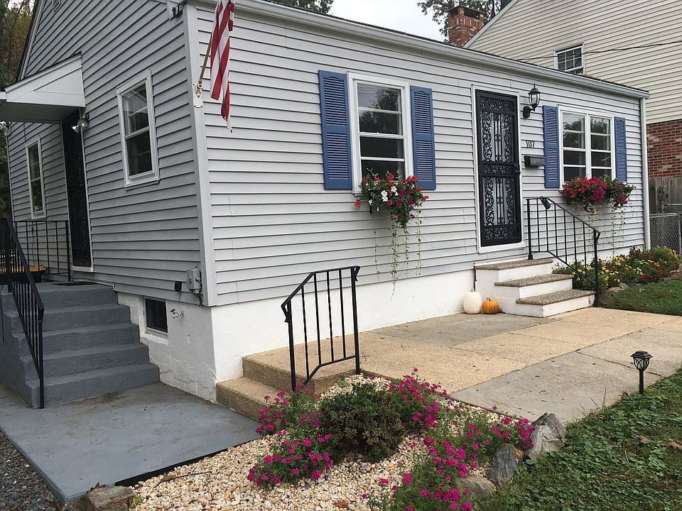 1st image of 107 Forrest Ave