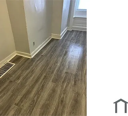 3518 N 11th St — Photo 9