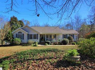 462 N Barton Rd, Taylors, SC 29687
