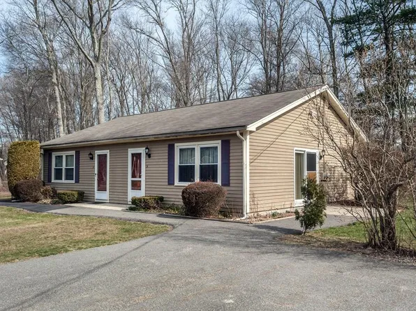 36 Old Forge Rd, Bridgewater, MA 02324