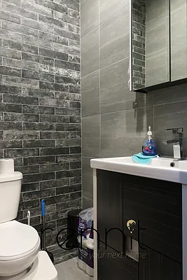 Rented by Rennit Inc. | media 21