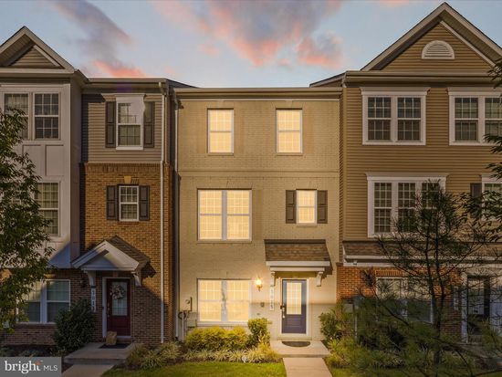 3015 Duvall Ridge Rd, Landover, MD 20785