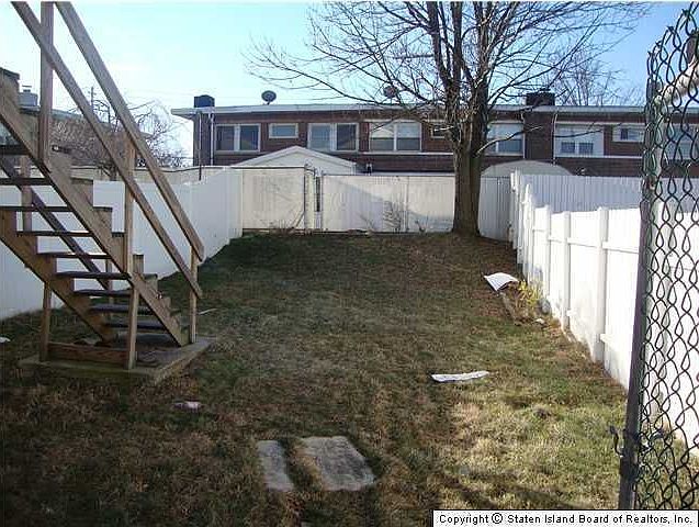 2nd image of 48 Regis Dr