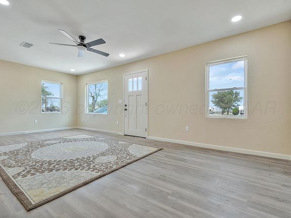 4th image of 809 N Maddox Ave