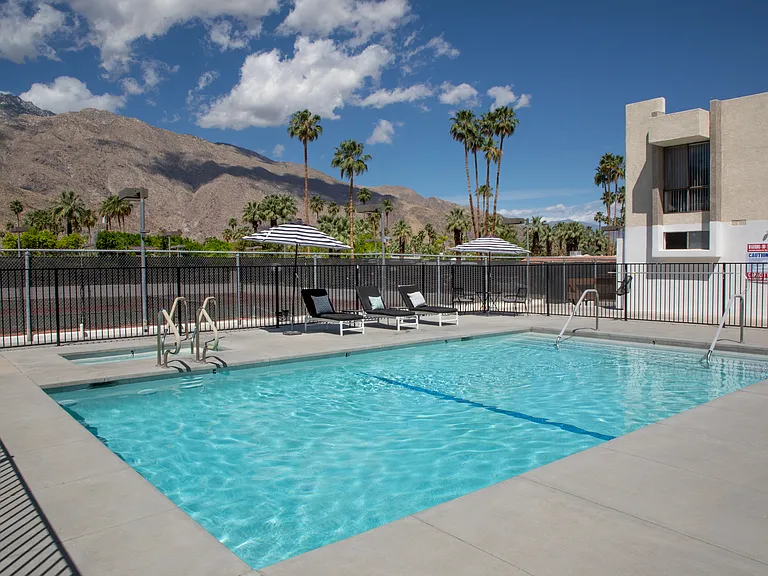 Tennis Court Apartments — Photo 2