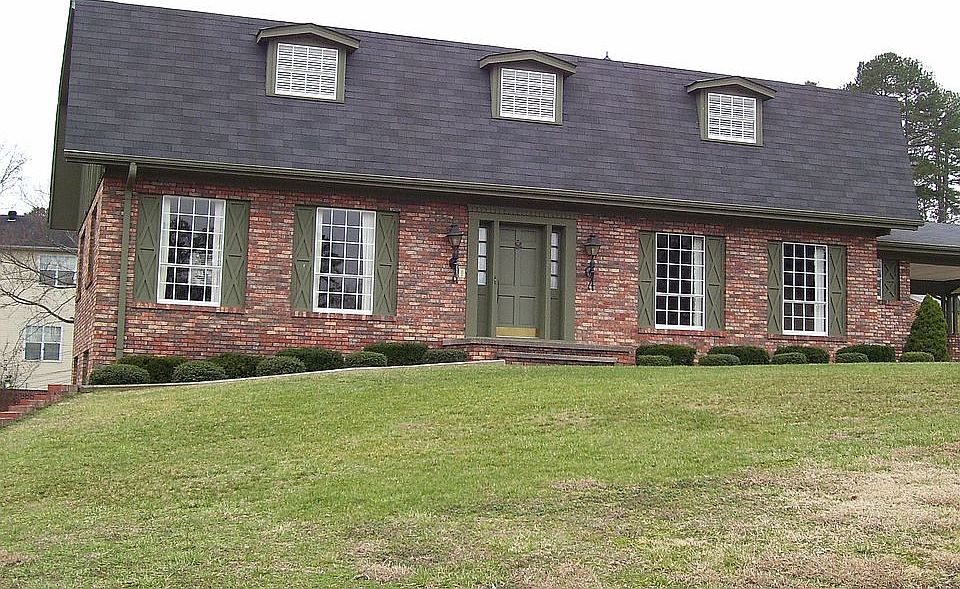 ELEGANT EXTERIOR