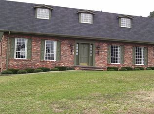 1112 Laurelwood Dr, Chattanooga, TN 37412