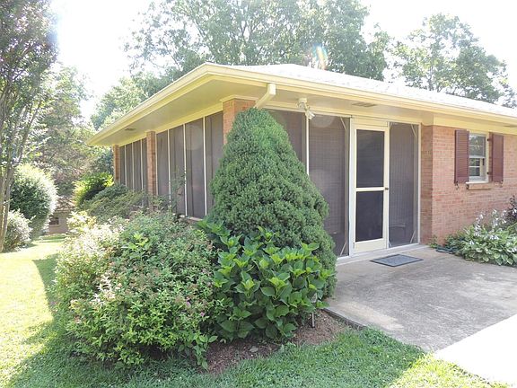 2nd image of 119 Dreaming Creek Dr