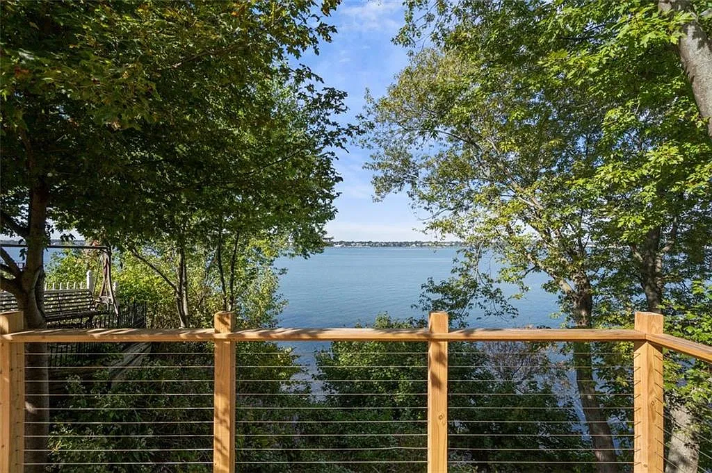 6 bed, 2.5 bath, 2611 sqft, $6,000 — Photo 4