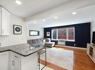 301 1st St #201, Hoboken, NJ 07030