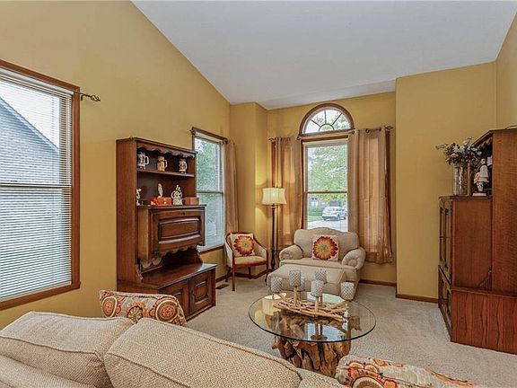 5th image of 12135 Geist Cove Dr