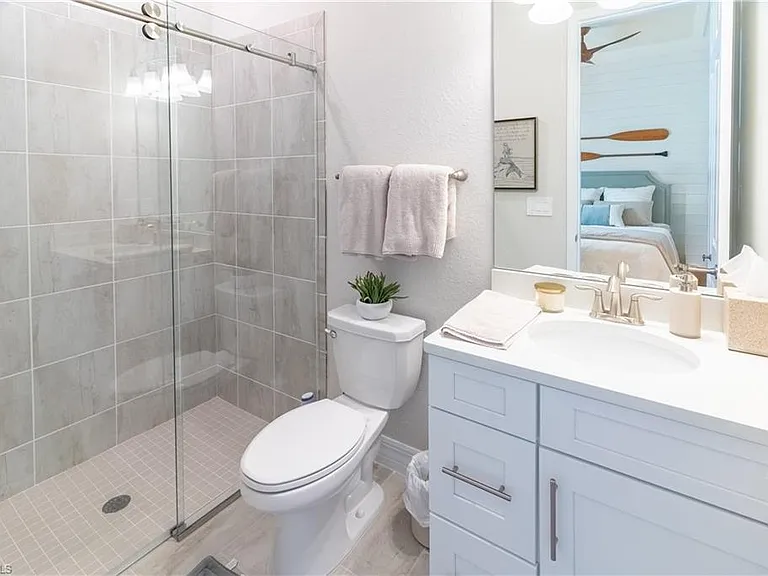 14486 Blue Bay Cir — Photo 32